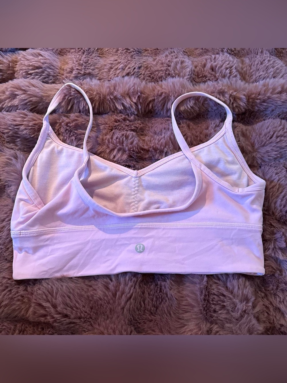 lululemon baby pink sports bra